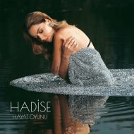 دانلود موزیک و ویدئوی جدید Hadise به نام Hayat Oyunu